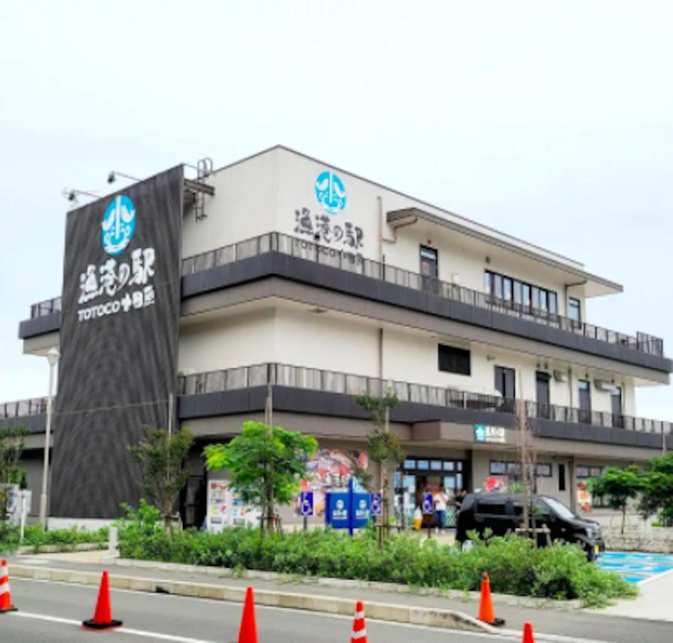 Hayakawa&2Rooms&48M2&5-6Pplmax&Best Location&Well Designed 早川駅徒歩2分 釣り場まで徒歩1分 グループ滞在可能なワーケーション最適プレイス Odawara Esterno foto